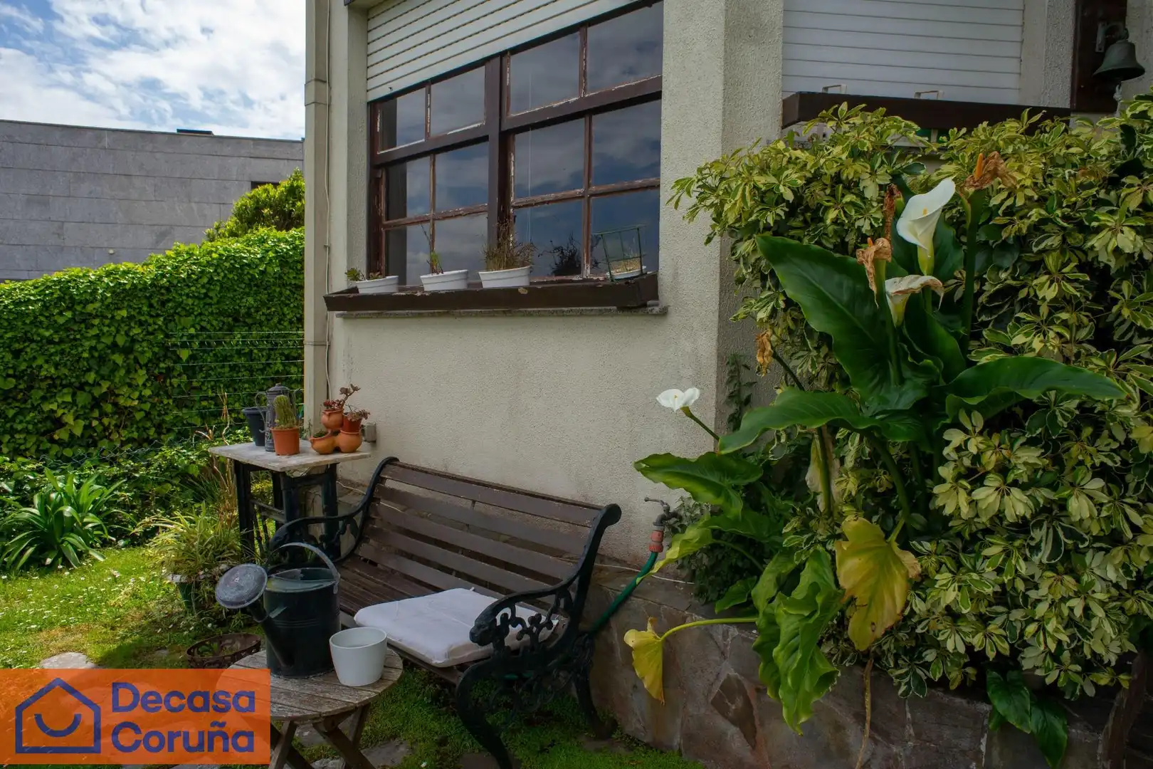 Terraza de Casa o chalet en venta en Oleiros con Calefacción, Jardín privado y Terraza
