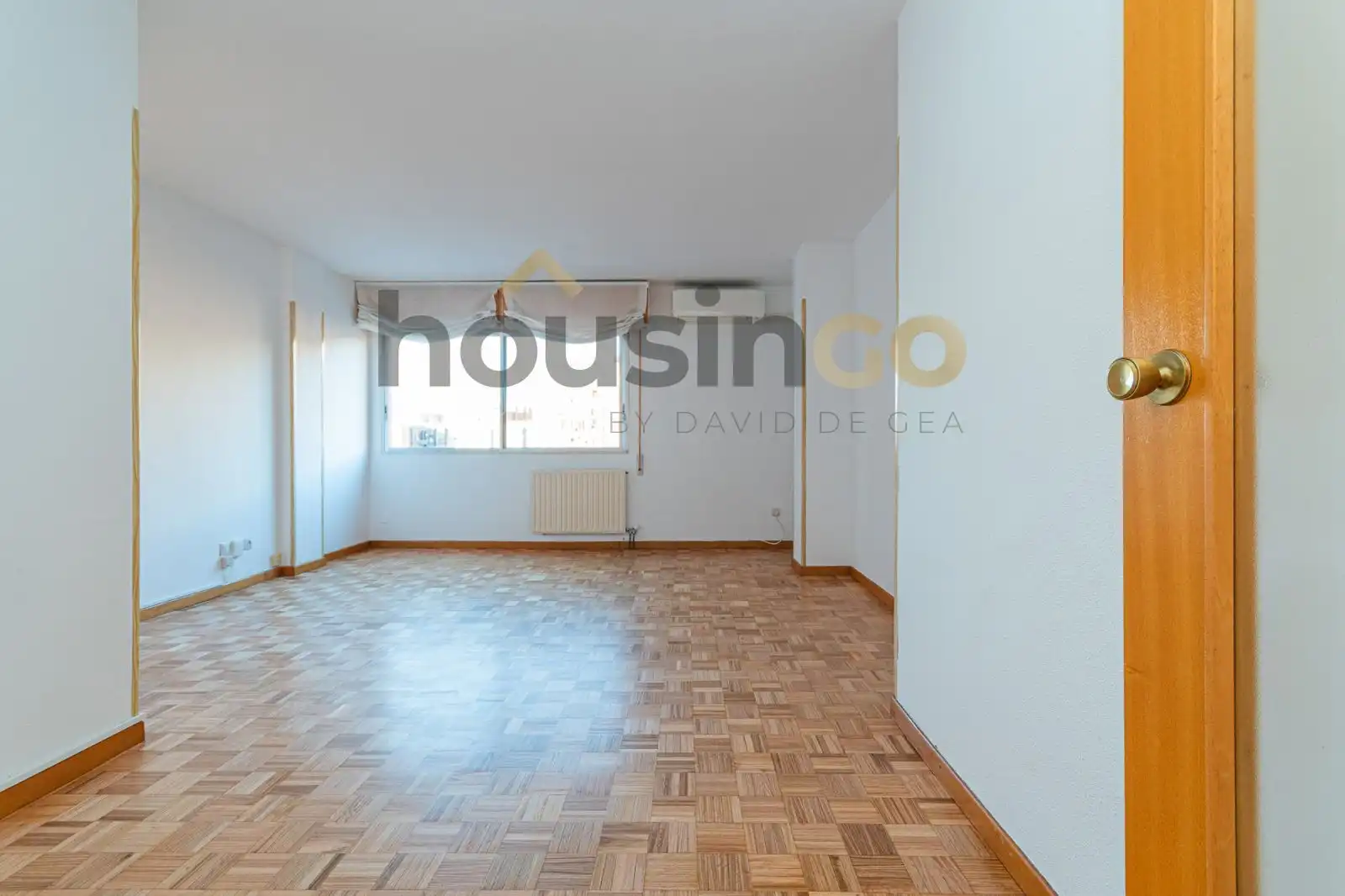 Living room of Flat for rent in Madrid  with Air Conditioner, Heating and Storage room