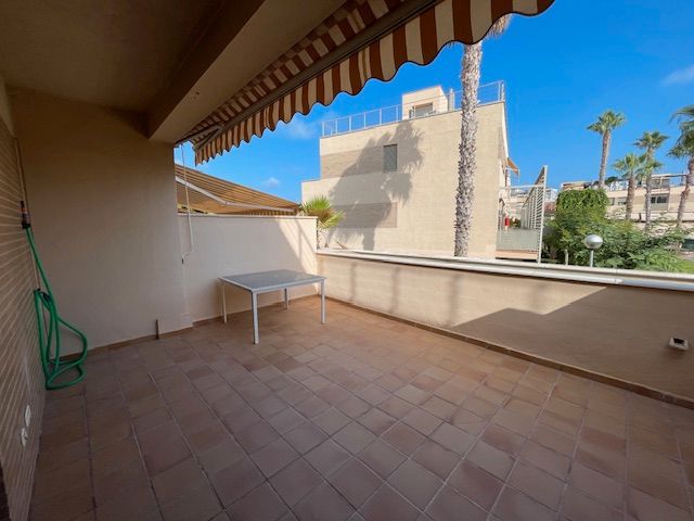 Terrassa de Pis en venda en Alicante / Alacant amb Aire condicionat, Calefacció i Terrassa