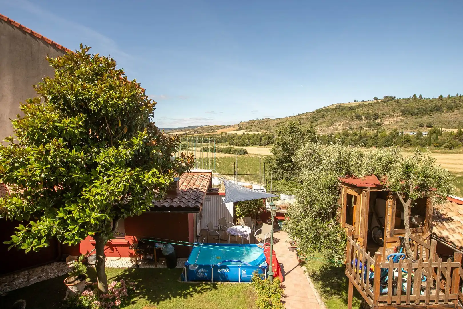 Garden of Houses for sale in Legarda  with Air Conditioner, Heating and Private garden