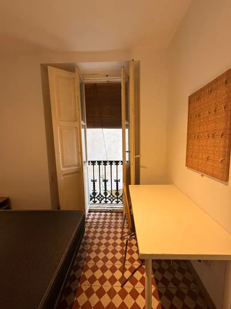Schlafzimmer von Wohnung zur untervermieten in Valencia mit Möbliert, Ofen und Waschmaschine