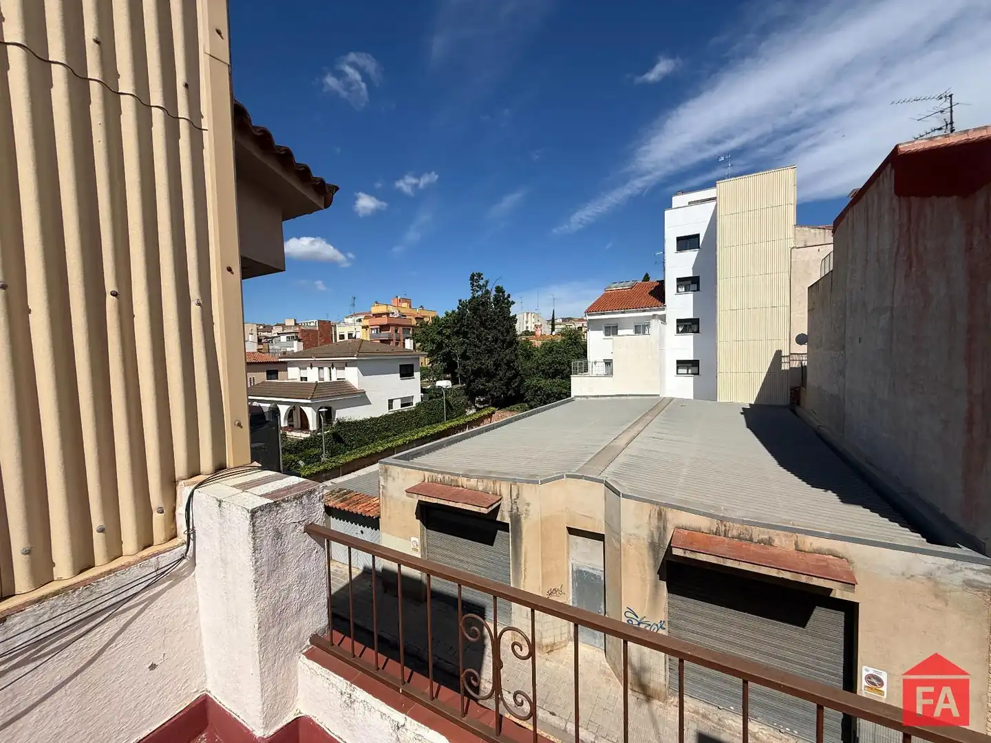 Vista exterior de Casa adosada en venta en El Vendrell con Terraza y Trastero