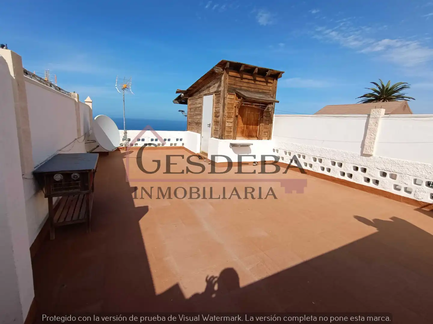 Casa adosada en venta en Calle los Claveles, Longuera - Toscal