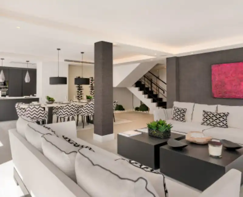 Casa amb piscina en venda a Marbella Centro, imagen 3