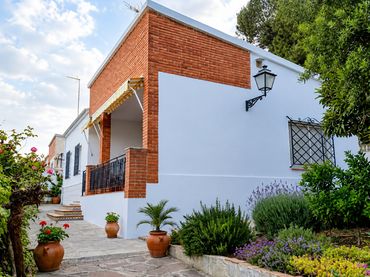 Casa rústica con jardín en venta en Godelleta