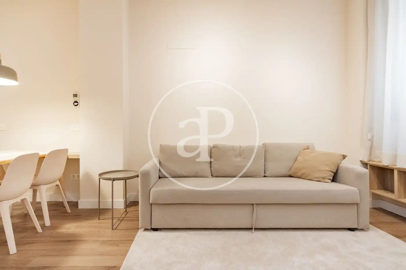 Sala de estar de Piso de alquiler en Madrid con Aire acondicionado, Calefacción y Trastero