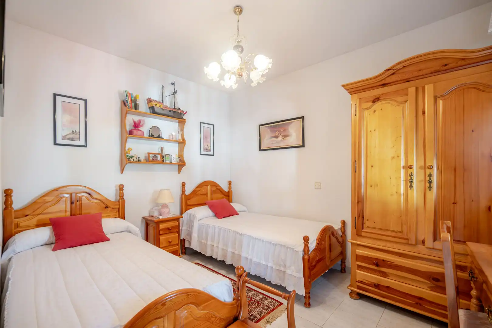 Bedroom of Detached homes for sale in El Tiemblo   with Heating, Terrace and Community pool