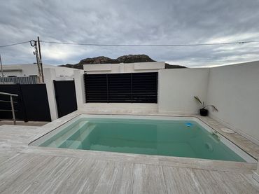 Xalet amb piscina en venda a Calabardina