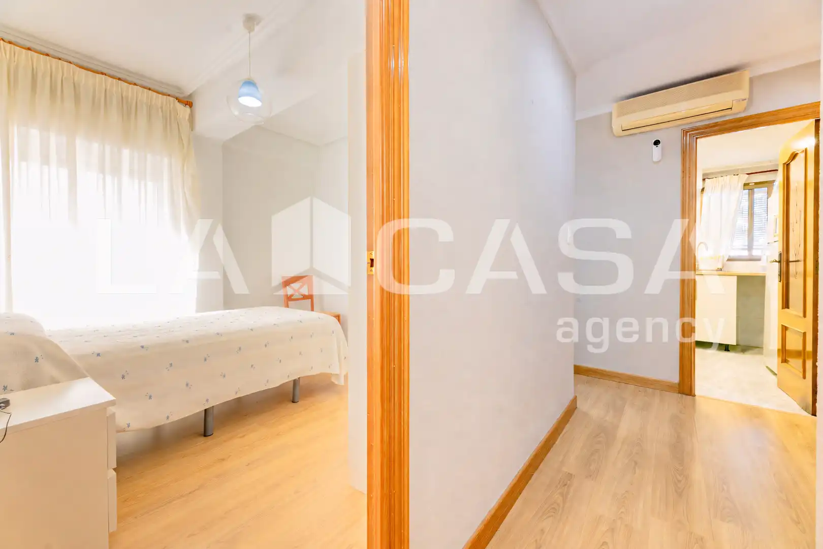 Habitación de Piso en venta en Valencia con Amueblado y Balcón