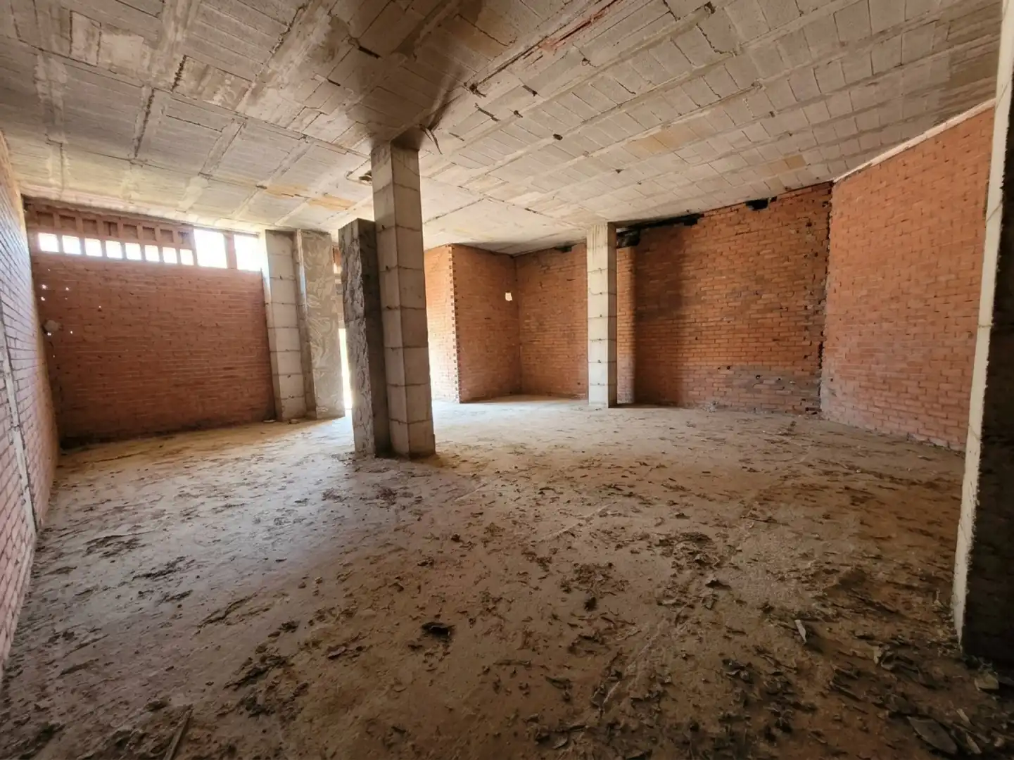 Local comercial en venda a Casco Urbano, imagen 2