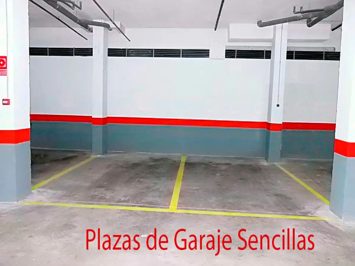 Parkplatz von Garage zum Verkauf in Elche / Elx