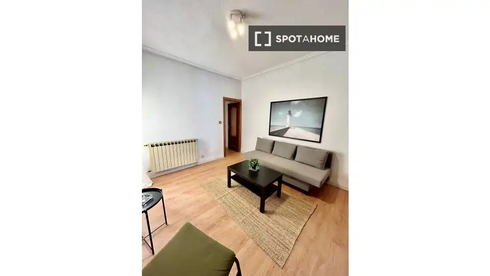 Piso de alquiler en Opañel