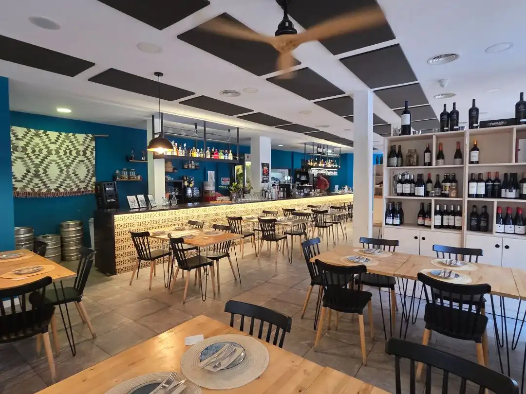 Local en traspaso en Gandia con Aire acondicionado, Calefacción y Terraza