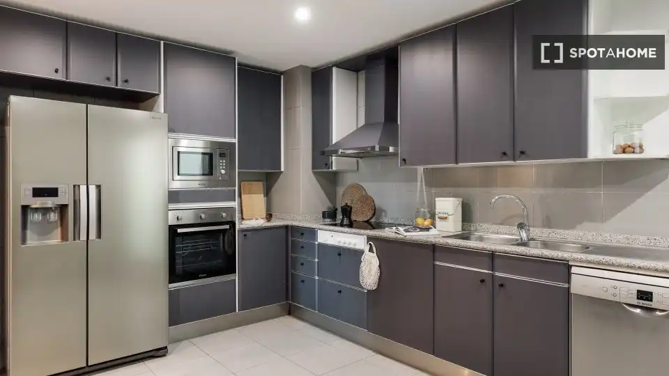 Kitchen of Flat for rent in Barcelona  with Air Conditioner, Heating and Furnished