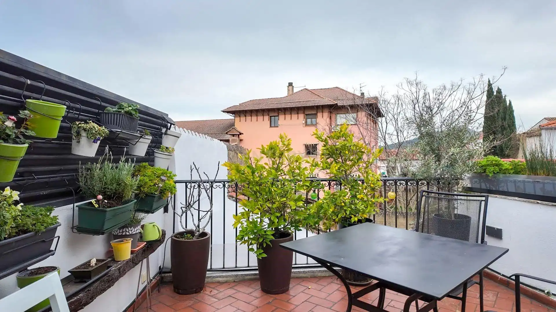 Terrassa de Casa adosada en venda en Cáceres amb Aire condicionat, Forn i Rentadora