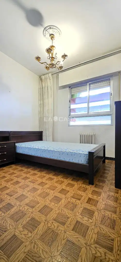 Habitación de Piso en venta en Valladolid con Calefacción y Balcón