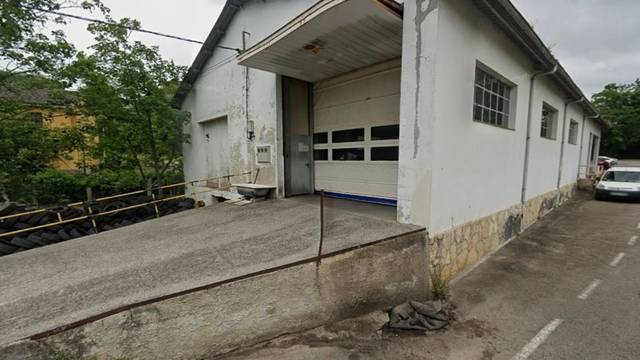 Nave industrial en Venta en Calle el Pelambre en Nava
