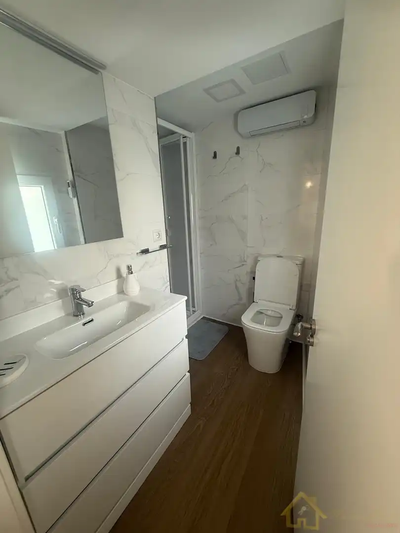 Baño de Dúplex en venta en Lugo con Calefacción, Amueblado y Alarma