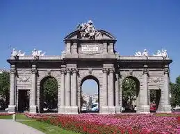 Vista exterior de Garaje en venta en Madrid
