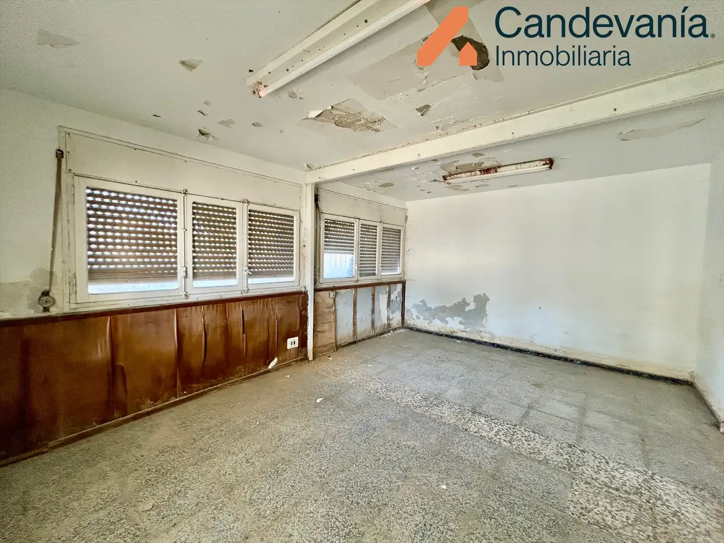 Nave industrial en venta en Zuera