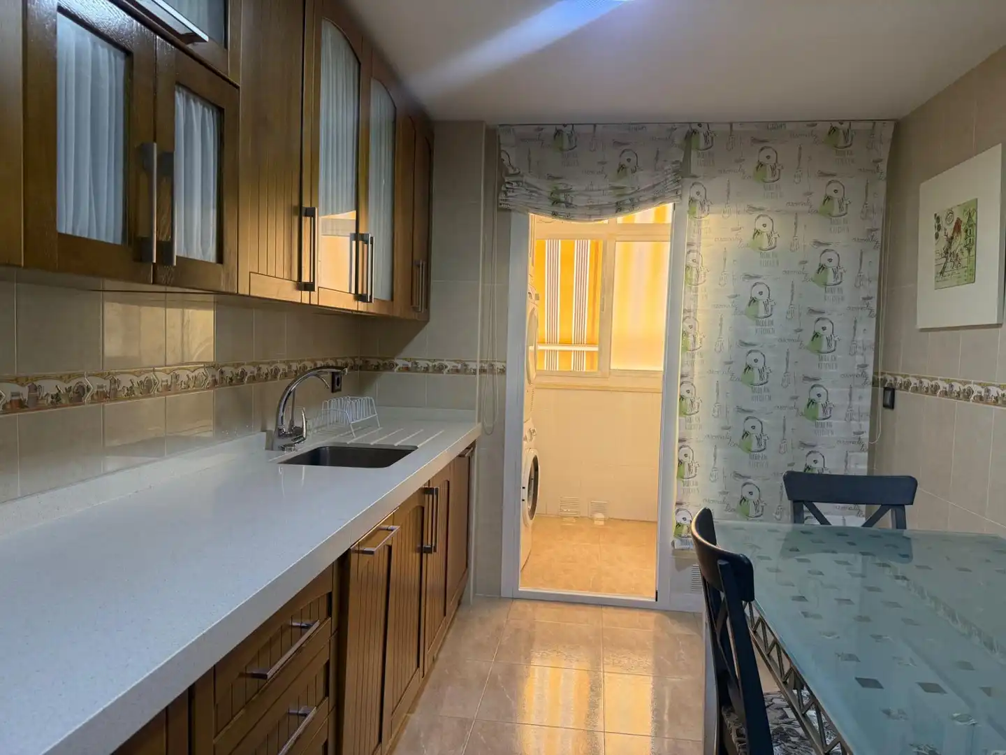 Küche von Wohnung zur Miete in Águilas mit Klimaanlage, Parkett und Terrasse