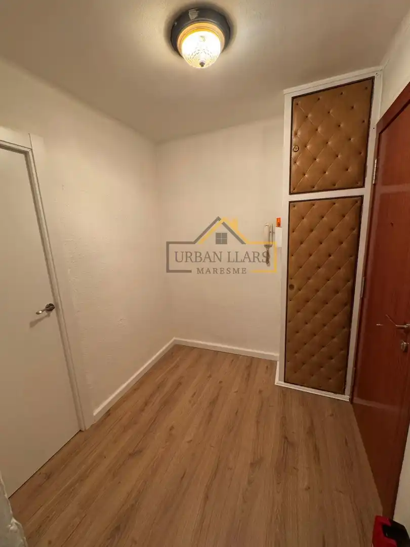 Piso en venta en Mataró con Aire acondicionado, Calefacción y Balcón