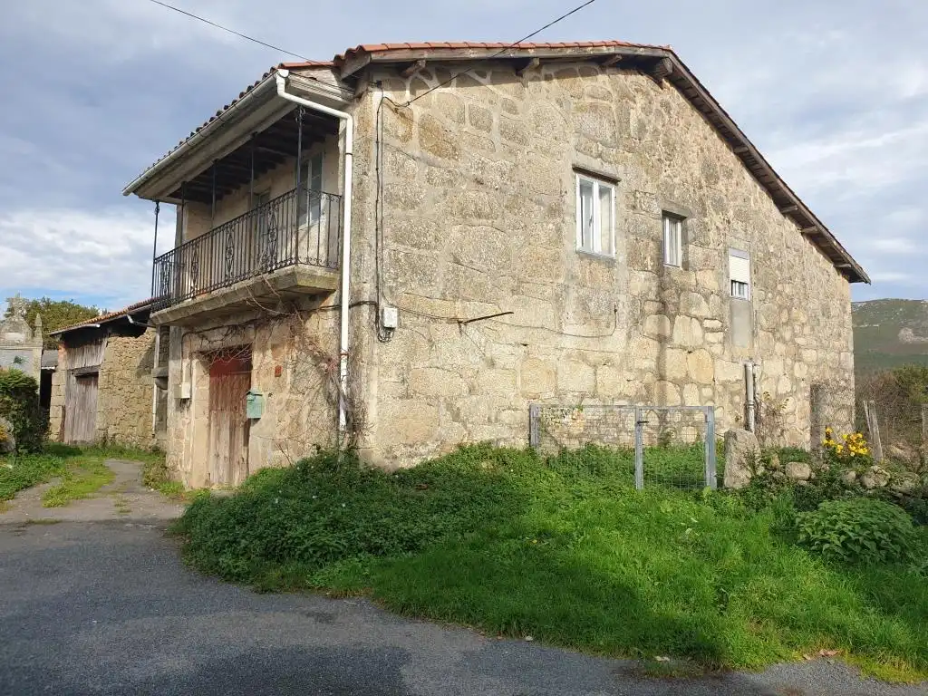 Casa rústica en venda a maceda, imagen 4
