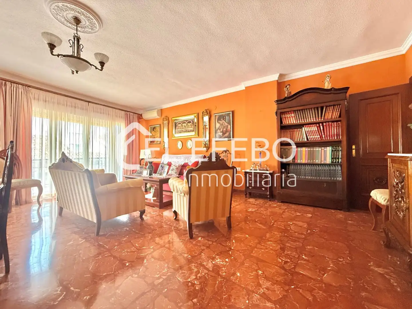 Sala de estar de Piso en venta en Antequera con Aire acondicionado, Calefacción y Terraza