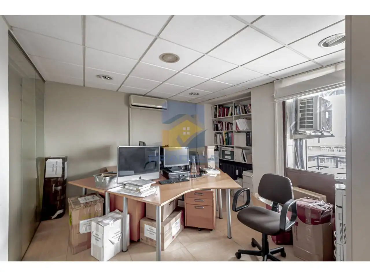 Office for sale in Madrid  with Air Conditioner and Alarm