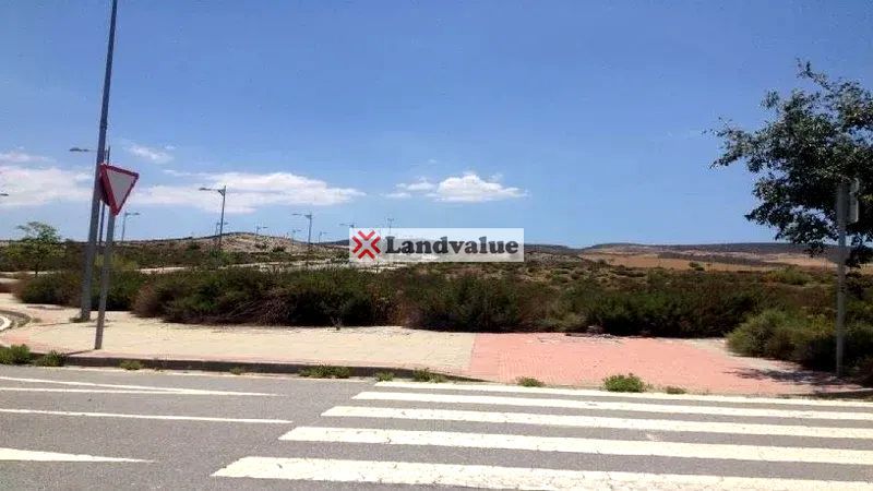 Terreny industrial en venda a De Frontilin, 13, Urbanizaciones