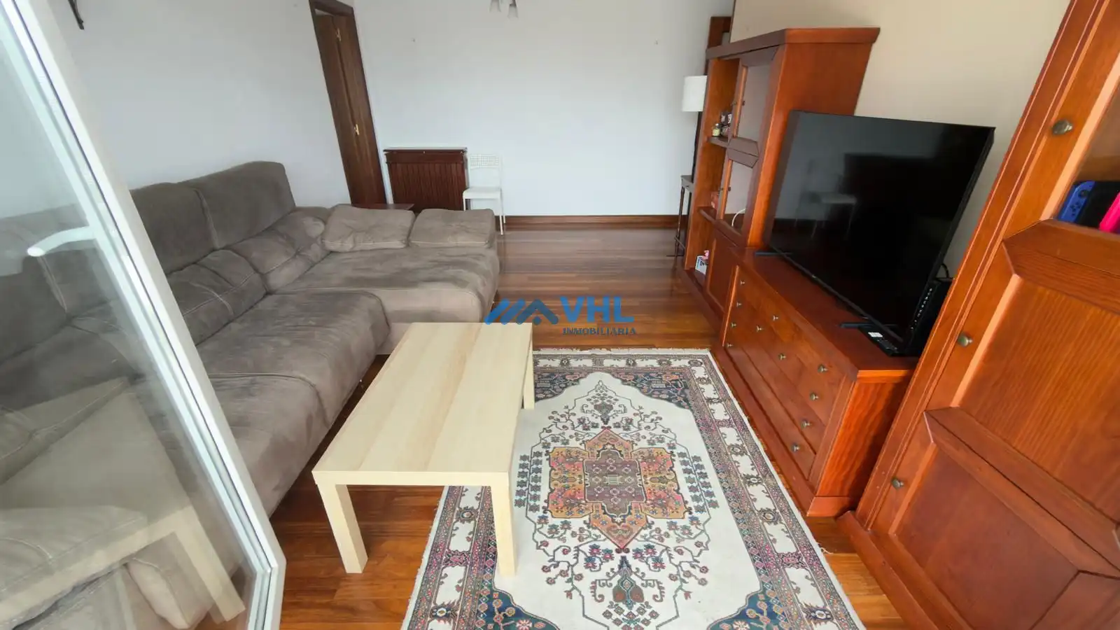 Sala de estar de Piso de alquiler en Castro-Urdiales con Calefacción, Terraza y Amueblado