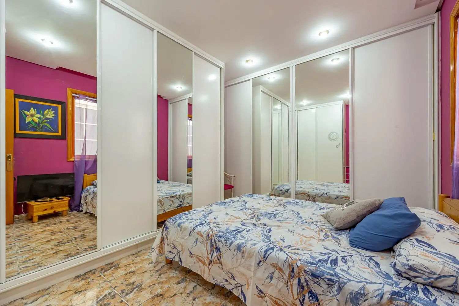 Schlafzimmer von Gebäude zum Verkauf in Telde
