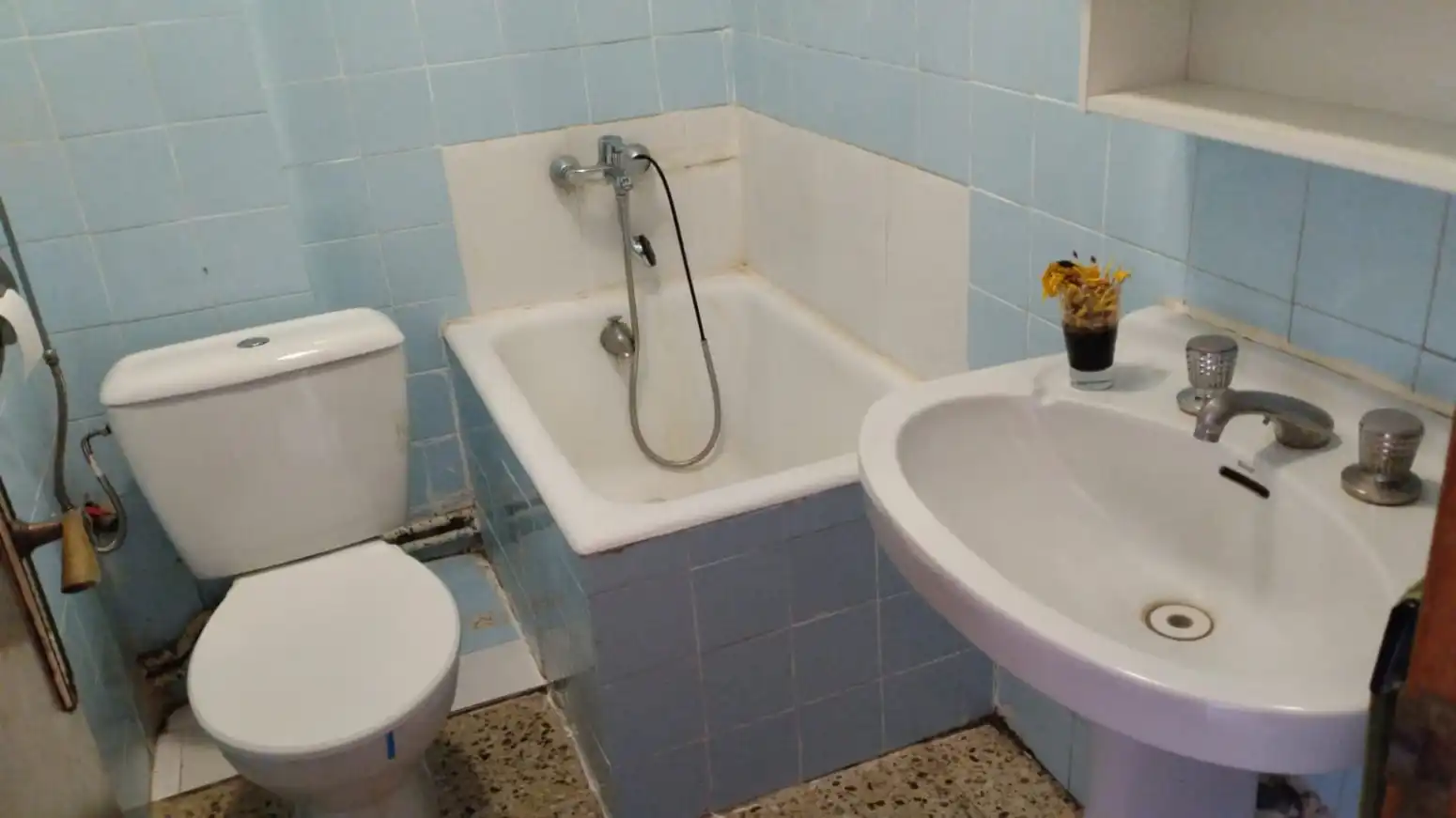 Bathroom of Flat for sale in  Logroño  with Heating
