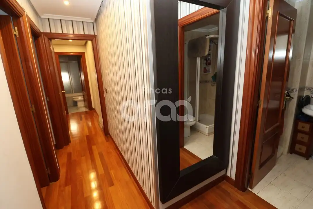 Piso en venta en Portugalete con Calefacción y Trastero