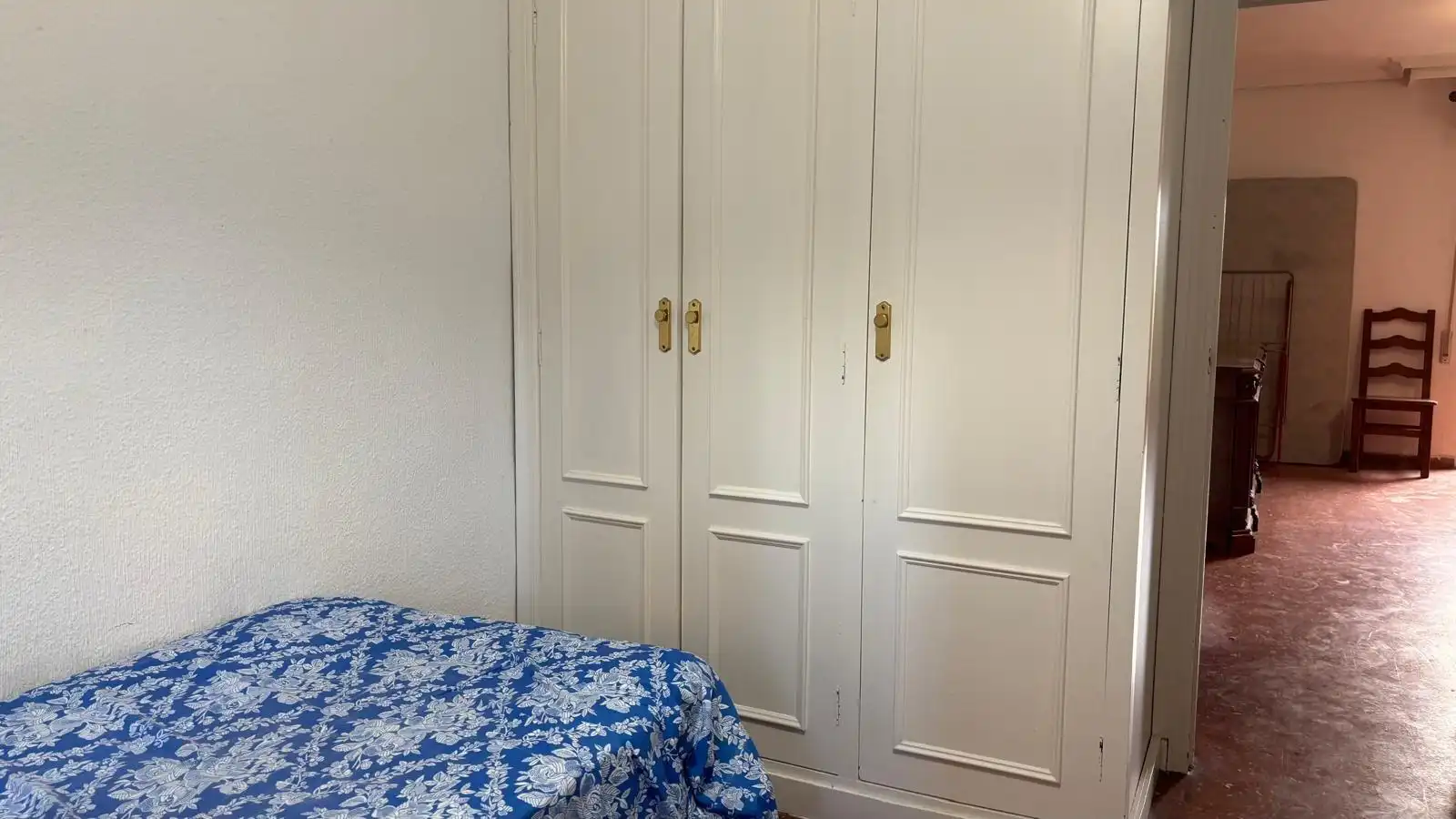 Bedroom of Flat for sale in Sevilla  with Air Conditioner, Private garden and Furnished