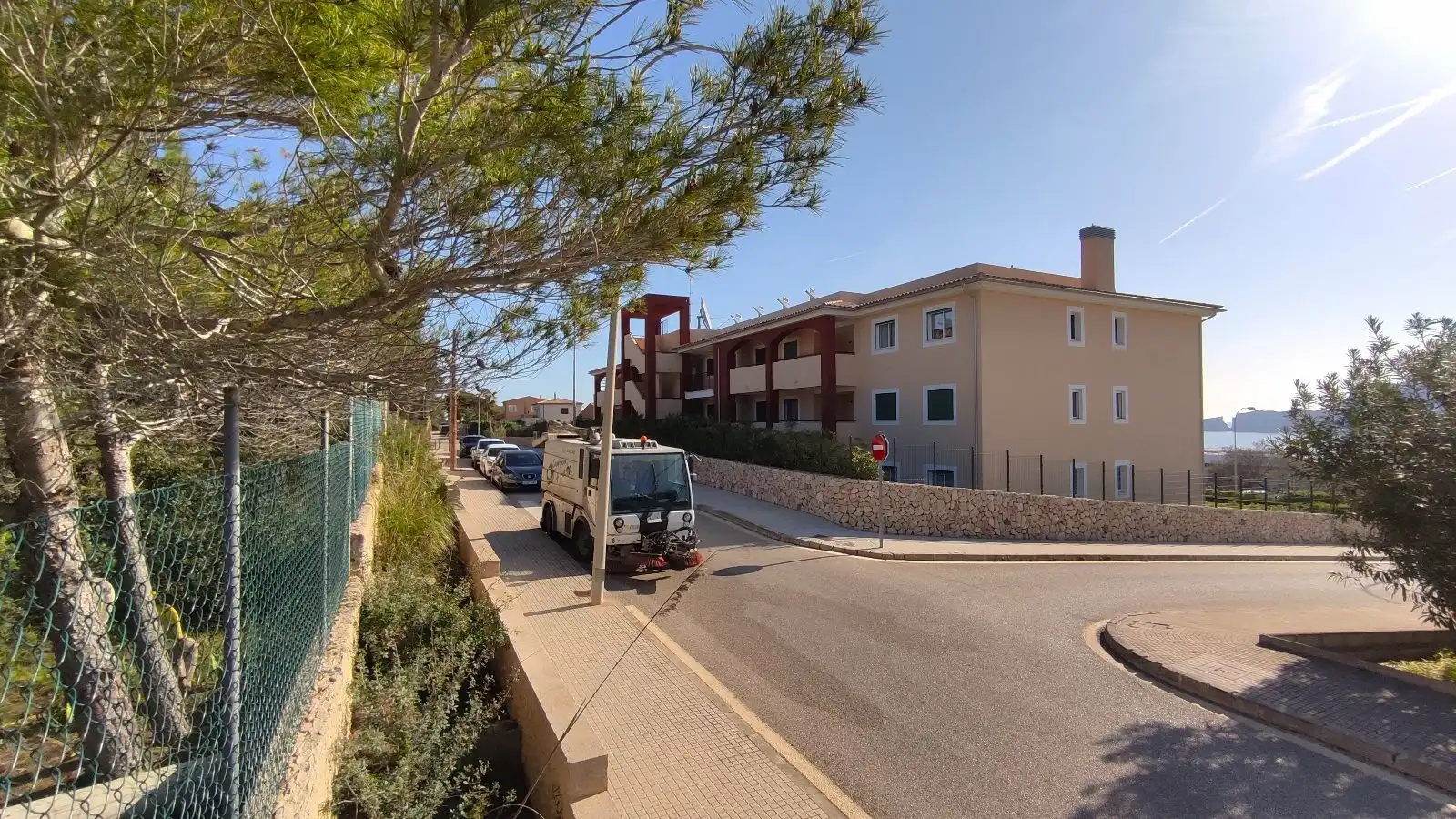 Land for sale in Cala Mesquida