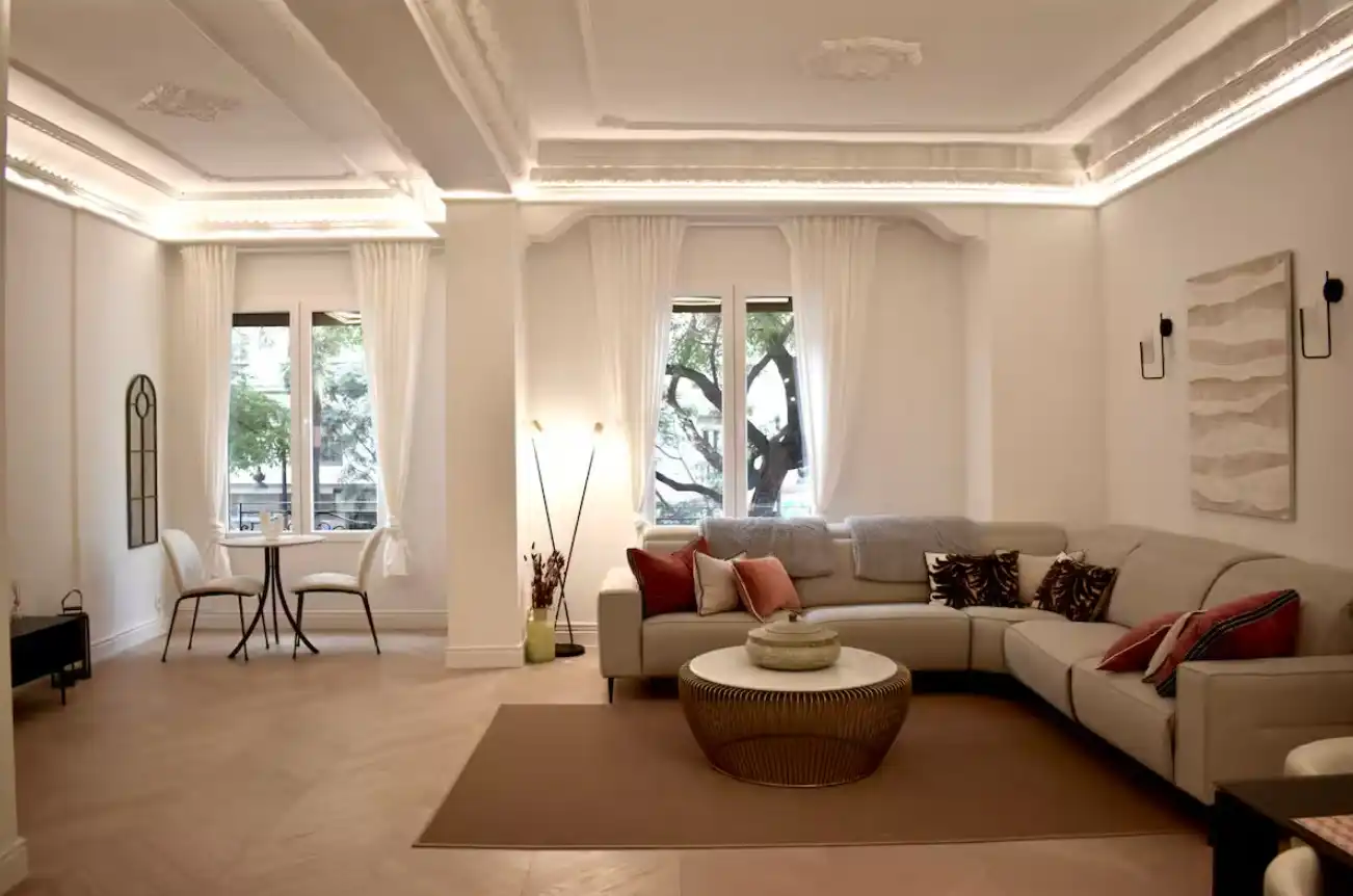 Sala d'estar de Apartament de lloguer en Valencia amb Aire condicionat, Calefacció i Parquet
