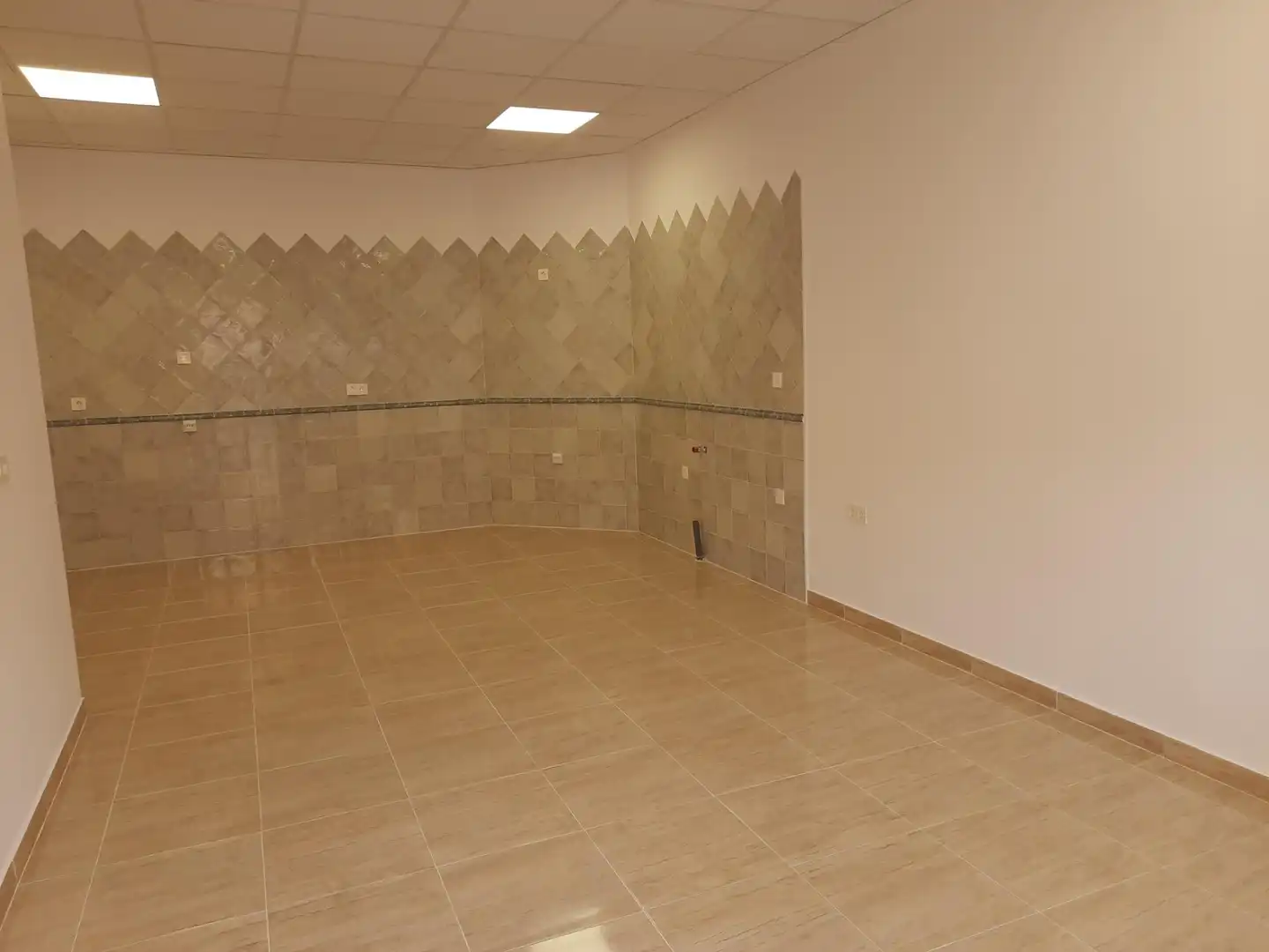 Planta baja en venta en Totana