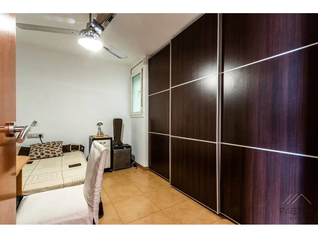 Schlafzimmer von Dachboden zum Verkauf in Terrassa mit Klimaanlage, Heizung und Terrasse