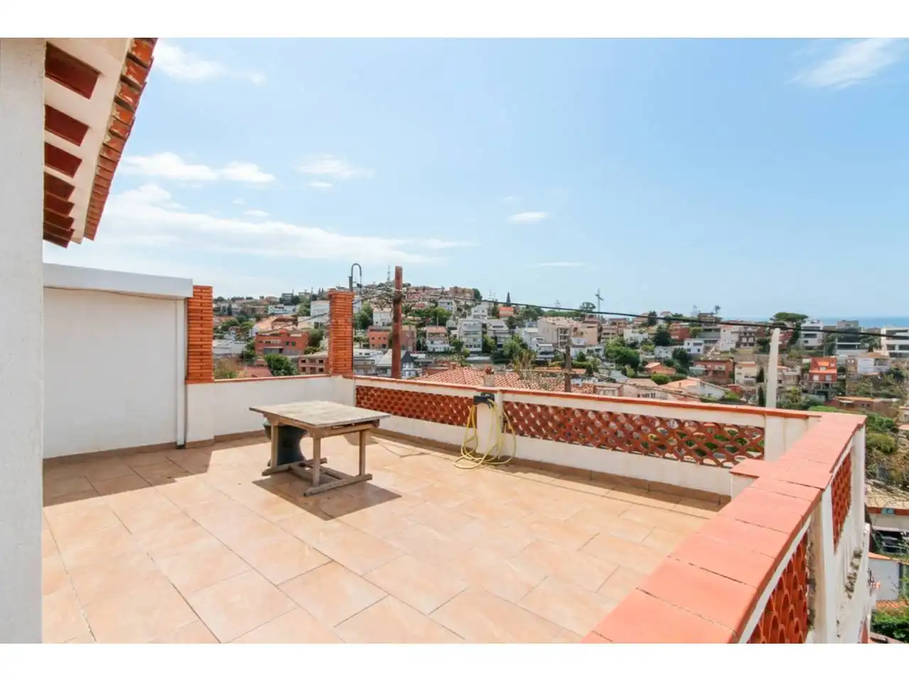 Terrace of Houses for sale in Esplugues de Llobregat  with Air Conditioner, Heating and Private garden