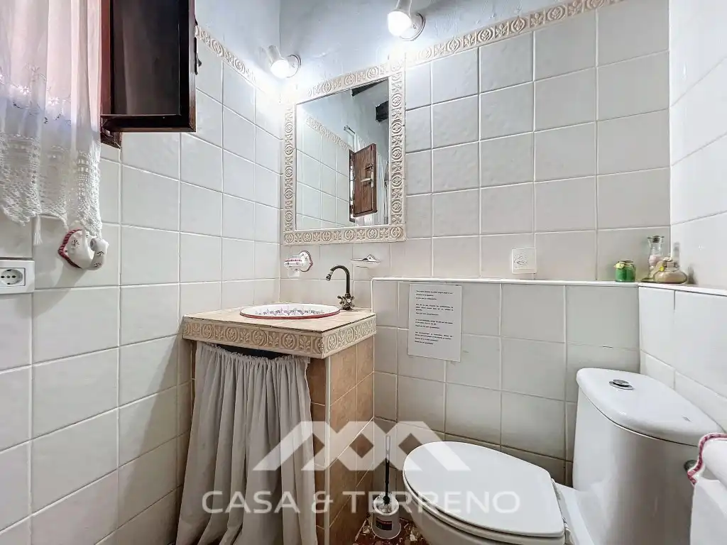 Houses for sale in Camino de Cuesta Bravo, Sedella