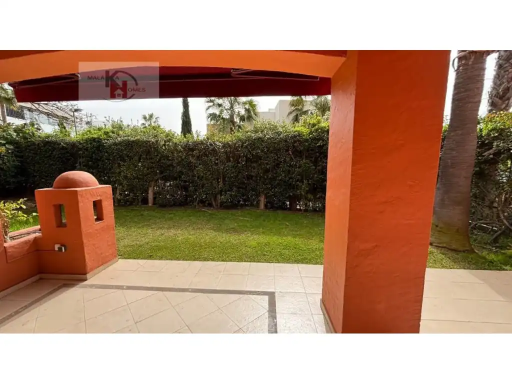Casa adosada en venta en Lomas de Marbella Club