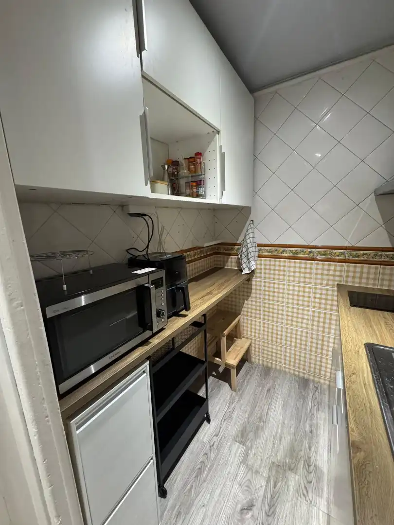 Cuina de Pis en venda en Barcelona amb Calefacció, Moblat i Balcó