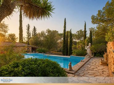 Country house with balcony for sale in Algaida