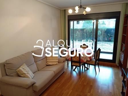 Living room of Flat to rent in Vitoria - Gasteiz  with Heating, Terrace and Furnished