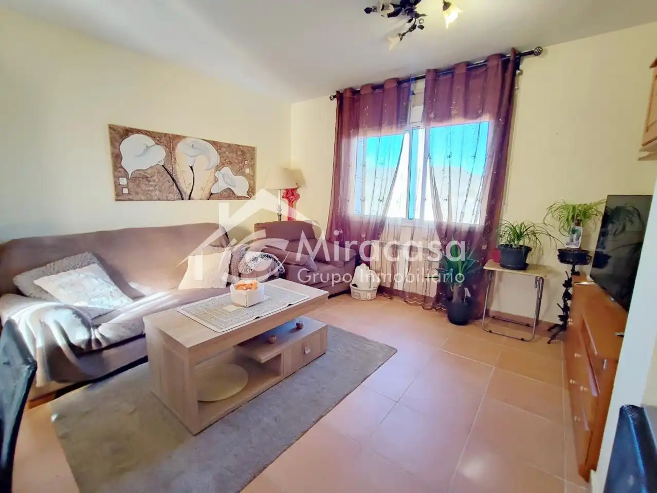 Sala d'estar de Casa o xalet en venda en Ambite amb Jardí privat i Terrassa