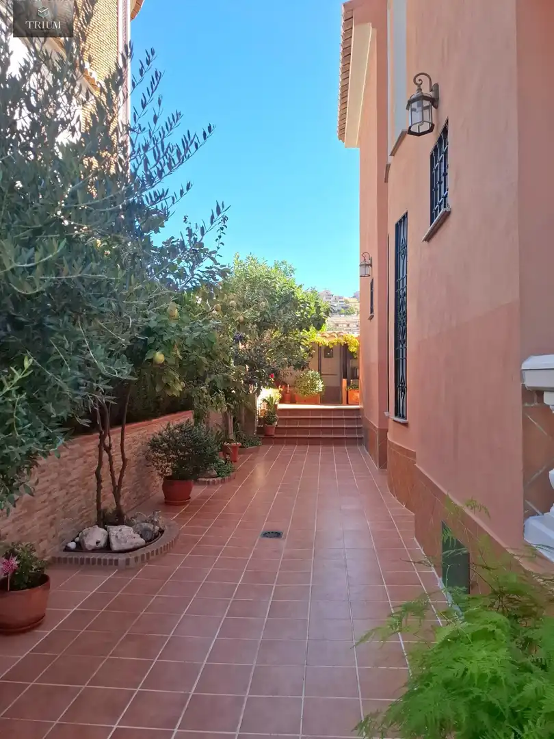 Villa avec terrasse à vendre à Genil, imagen 6