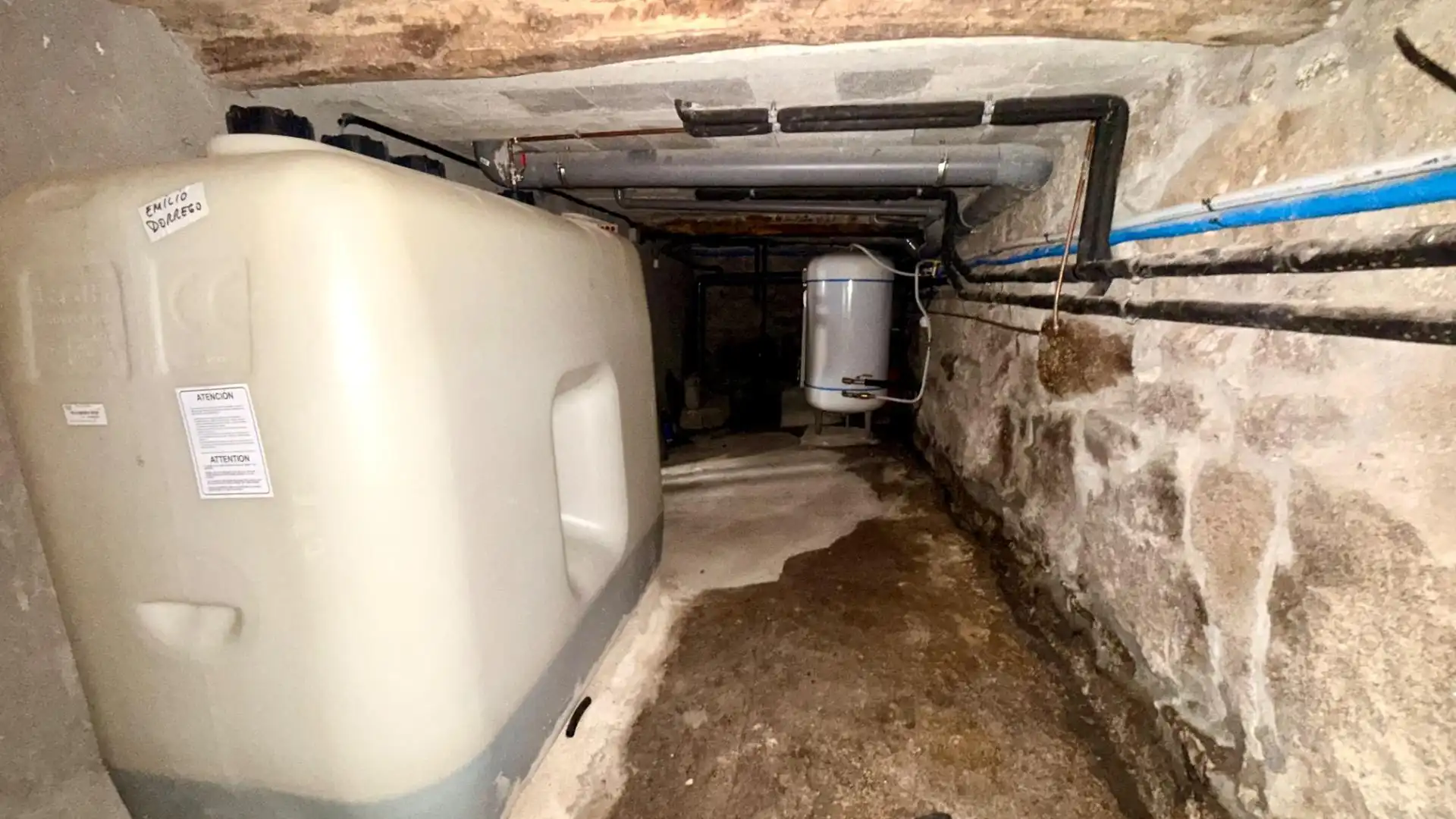 Finca rústica en venda en A Merca   amb Jardí privat, Terrassa i Traster