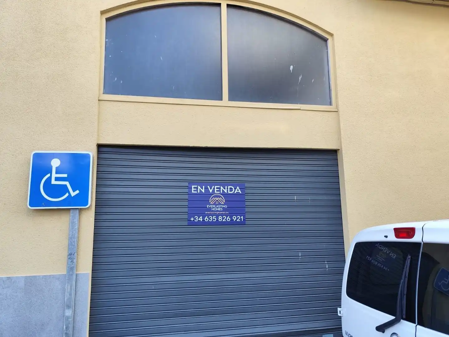 Local comercial en venda a Plaza de l'Antic Hospital de Sant Miquel, imagen 2