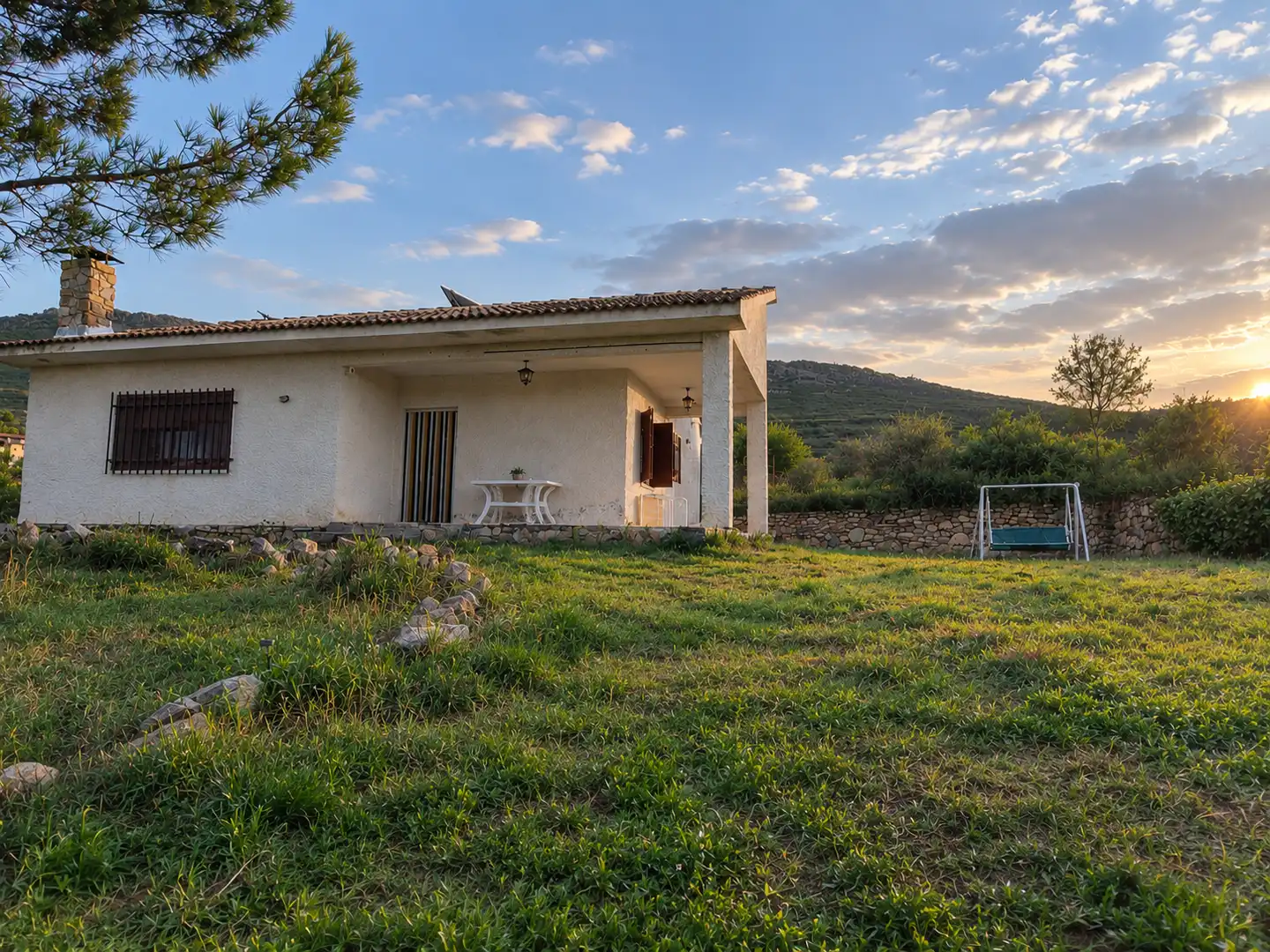 Vista exterior de Casa o chalet en venta en Berzosa del Lozoya con Jardín privado y Terraza
